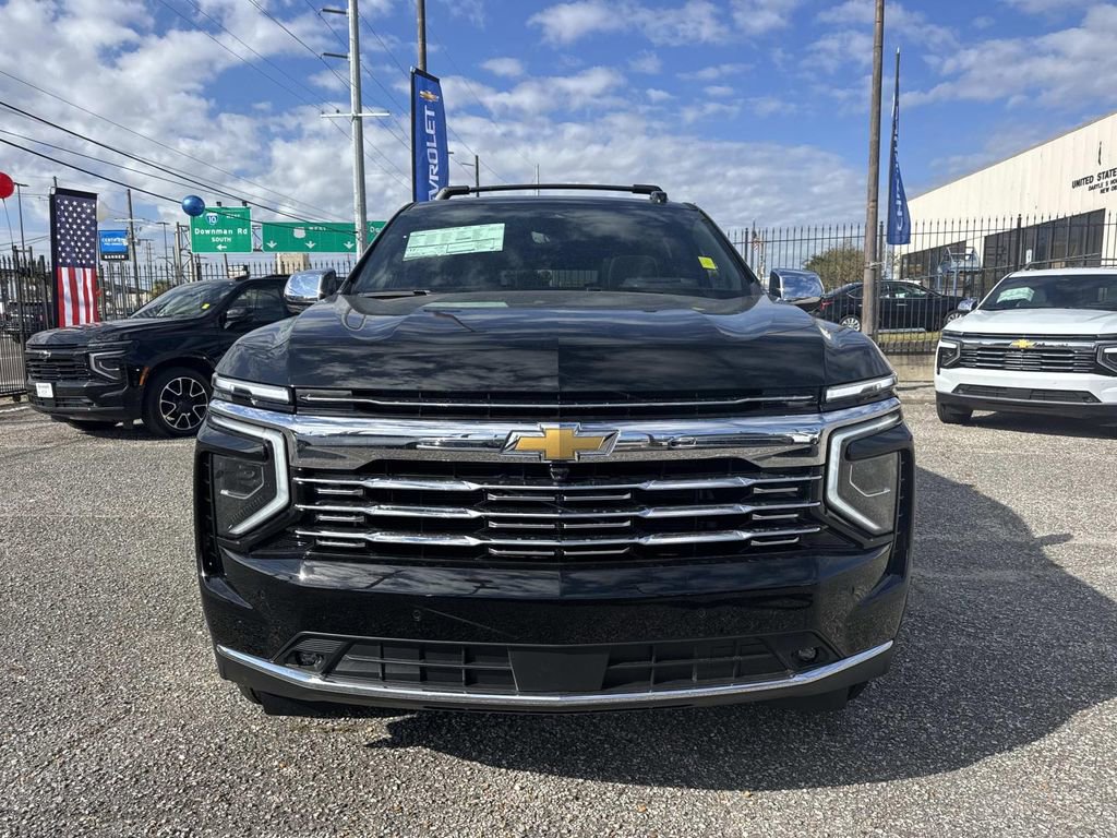 New 2026 Chevrolet Suburban Premier video 2