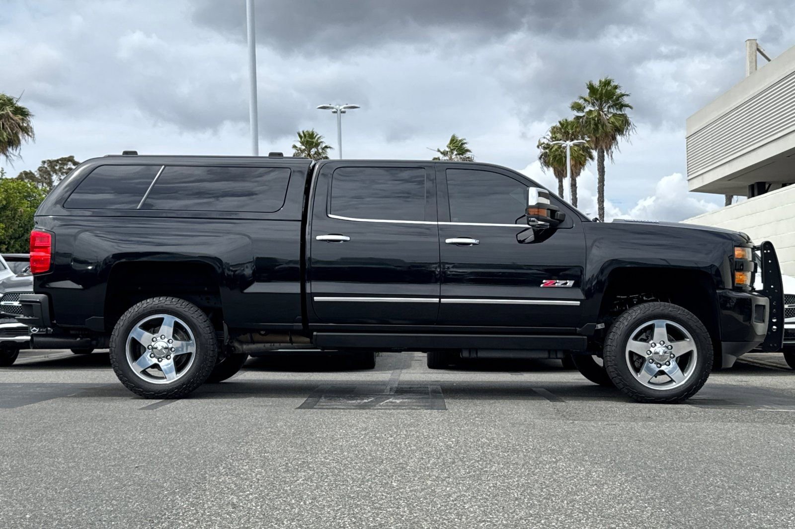 Used 2016 Chevrolet Silverado 2500 LTZ w/ Duramax Plus Package AWD/4WD image 3