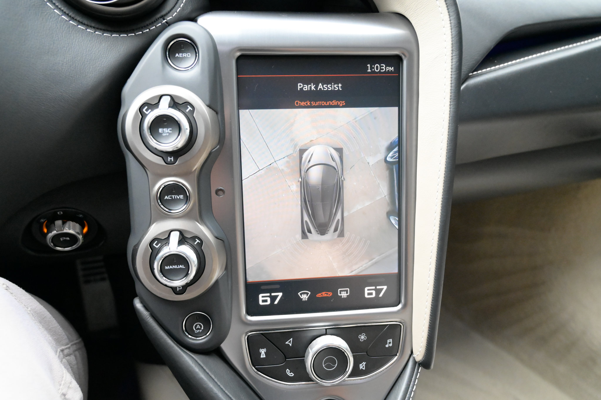 Used 2018 McLaren 720S Luxury RWD image 32