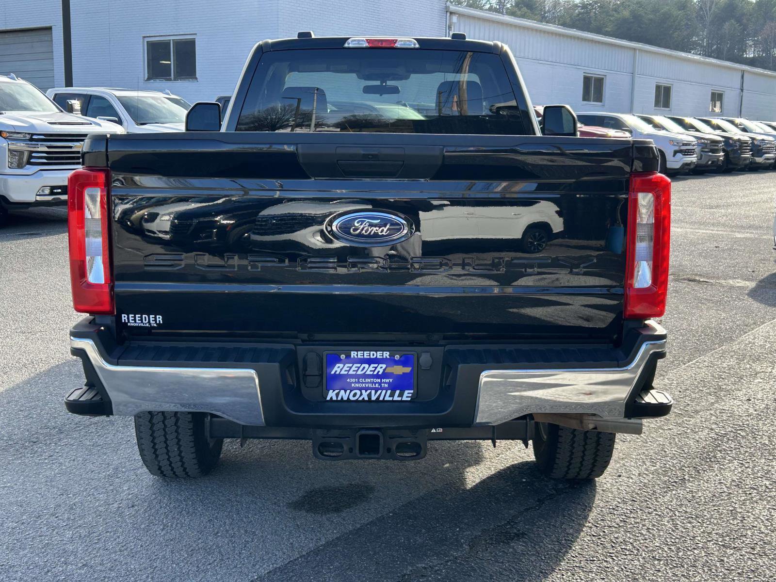 Used 2024 Ford F350 XLT image 4