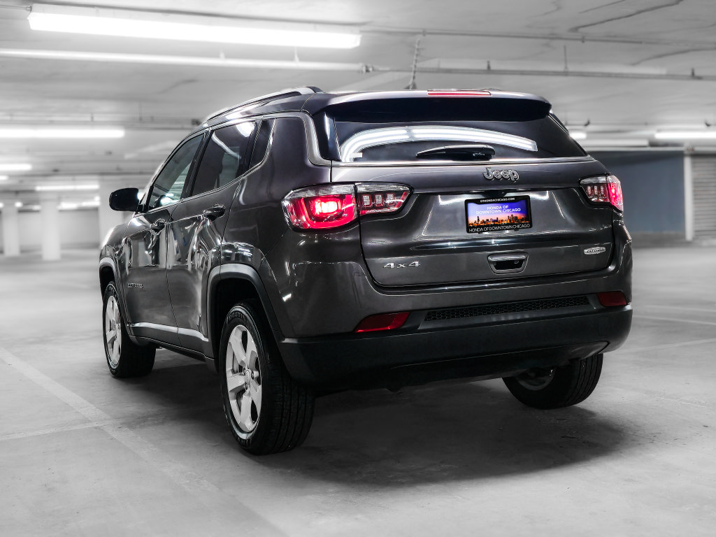 Used 2022 Jeep Compass Latitude w/ Convenience Group AWD/4WD image 5