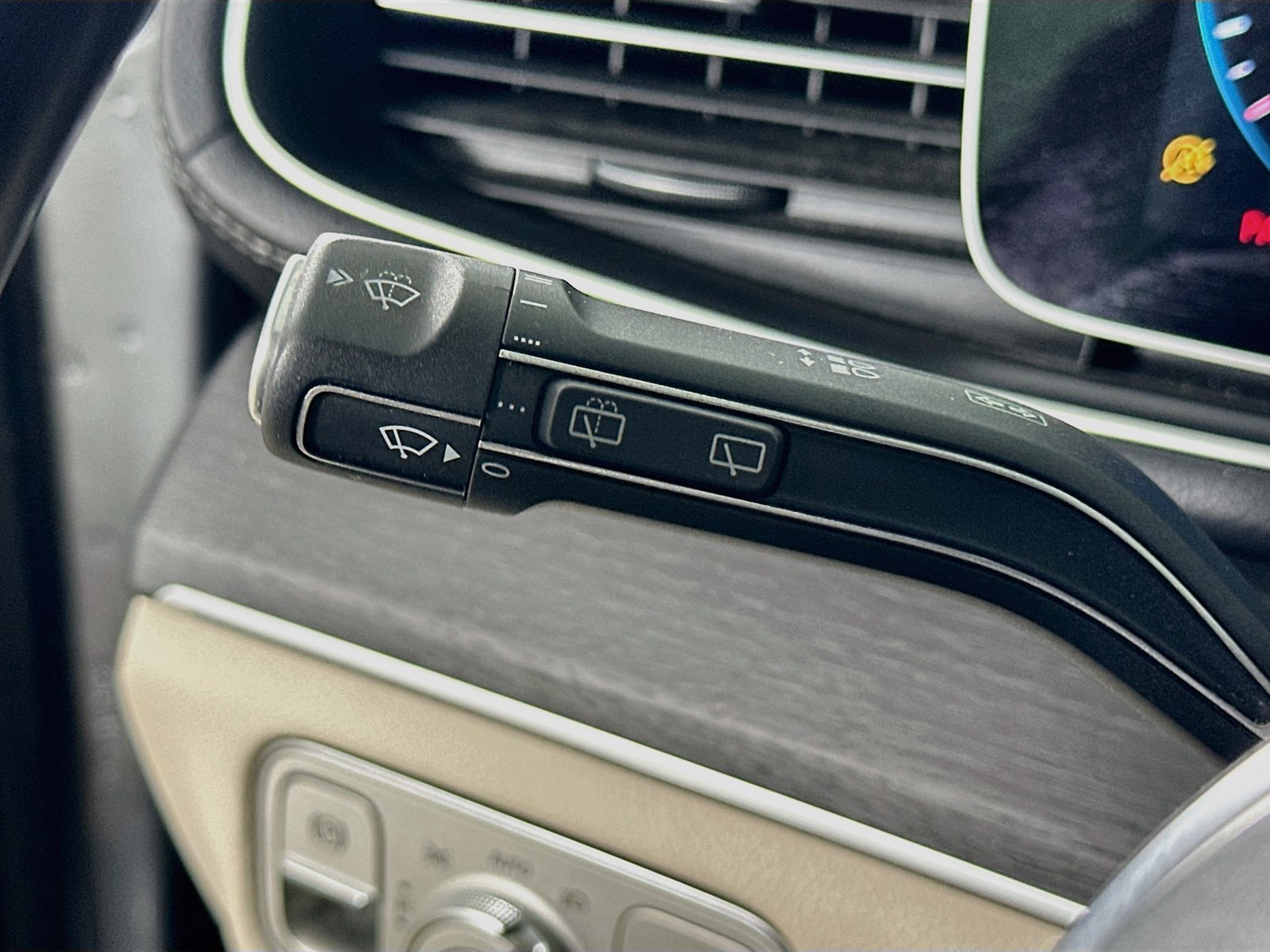 Used 2023 Mercedes-Benz GLS 580 4MATIC image 20