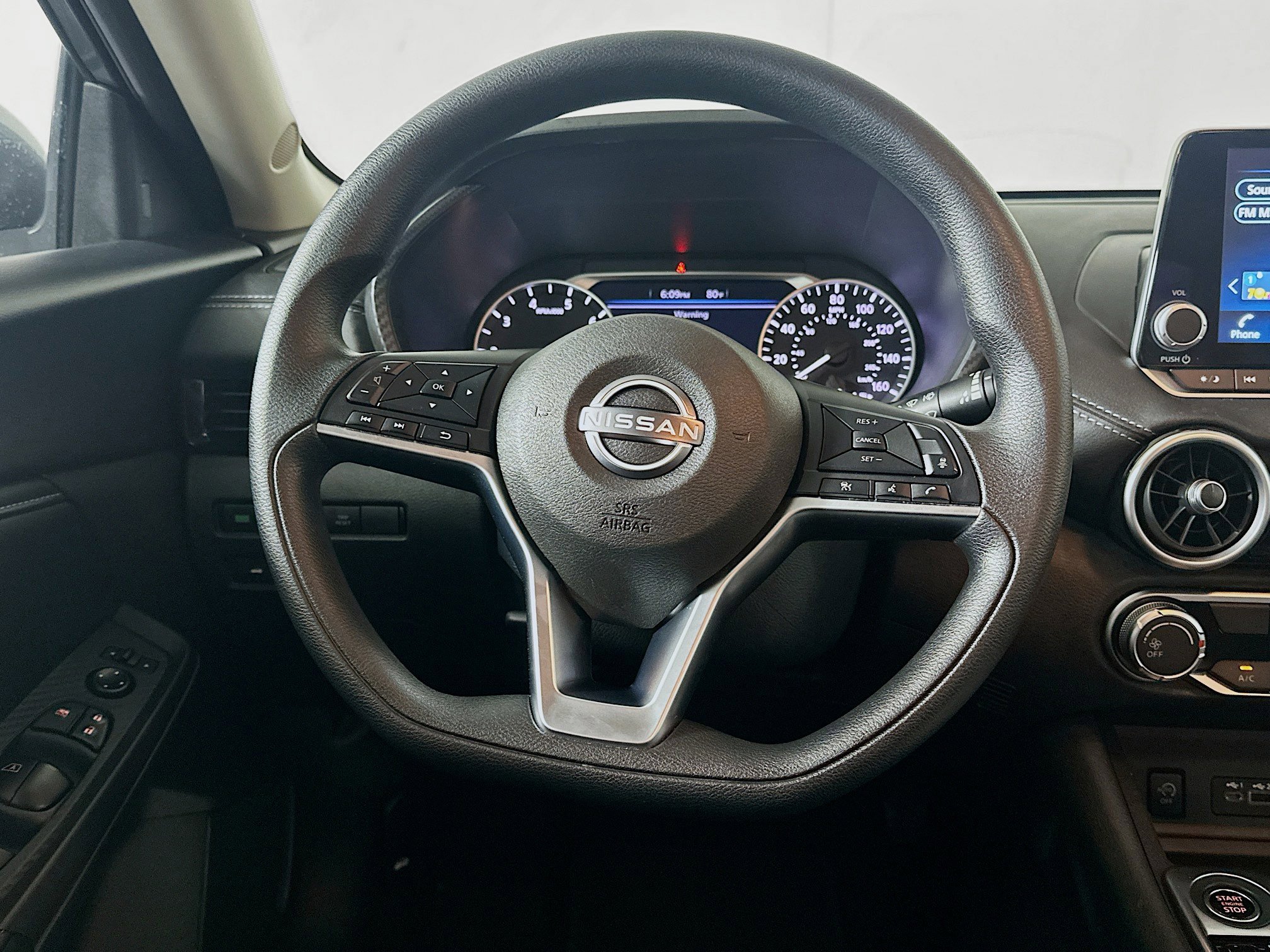 Used 2025 Nissan Sentra SV image 17