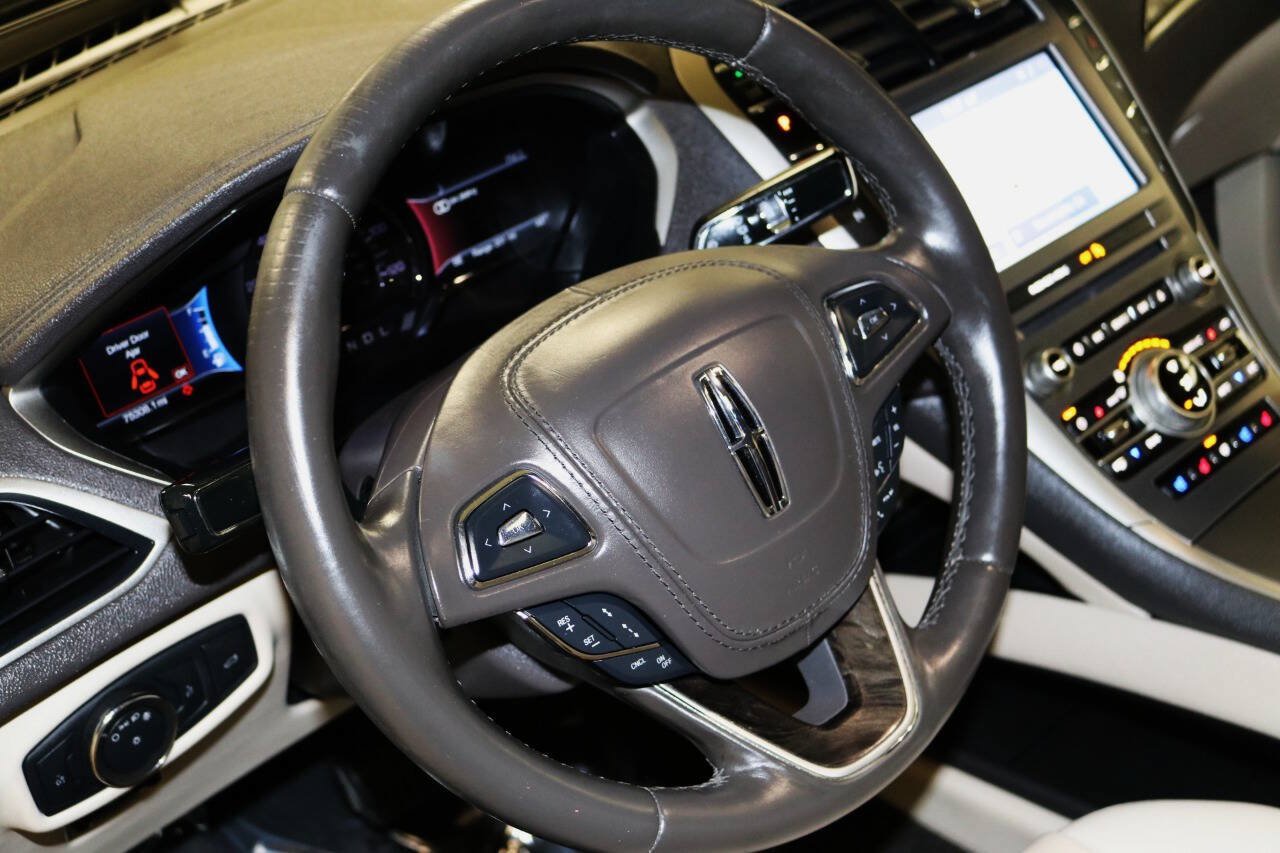 Used 2020 Lincoln MKZ Reserve w/ Elements Package FWD image 70