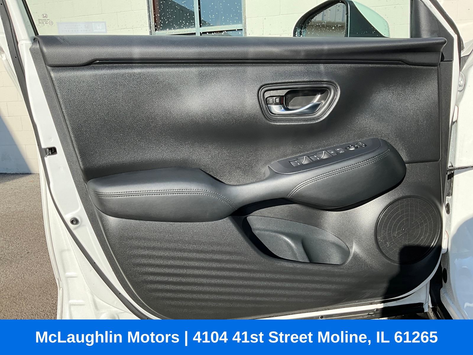 Used 2023 Honda HR-V LX image 23
