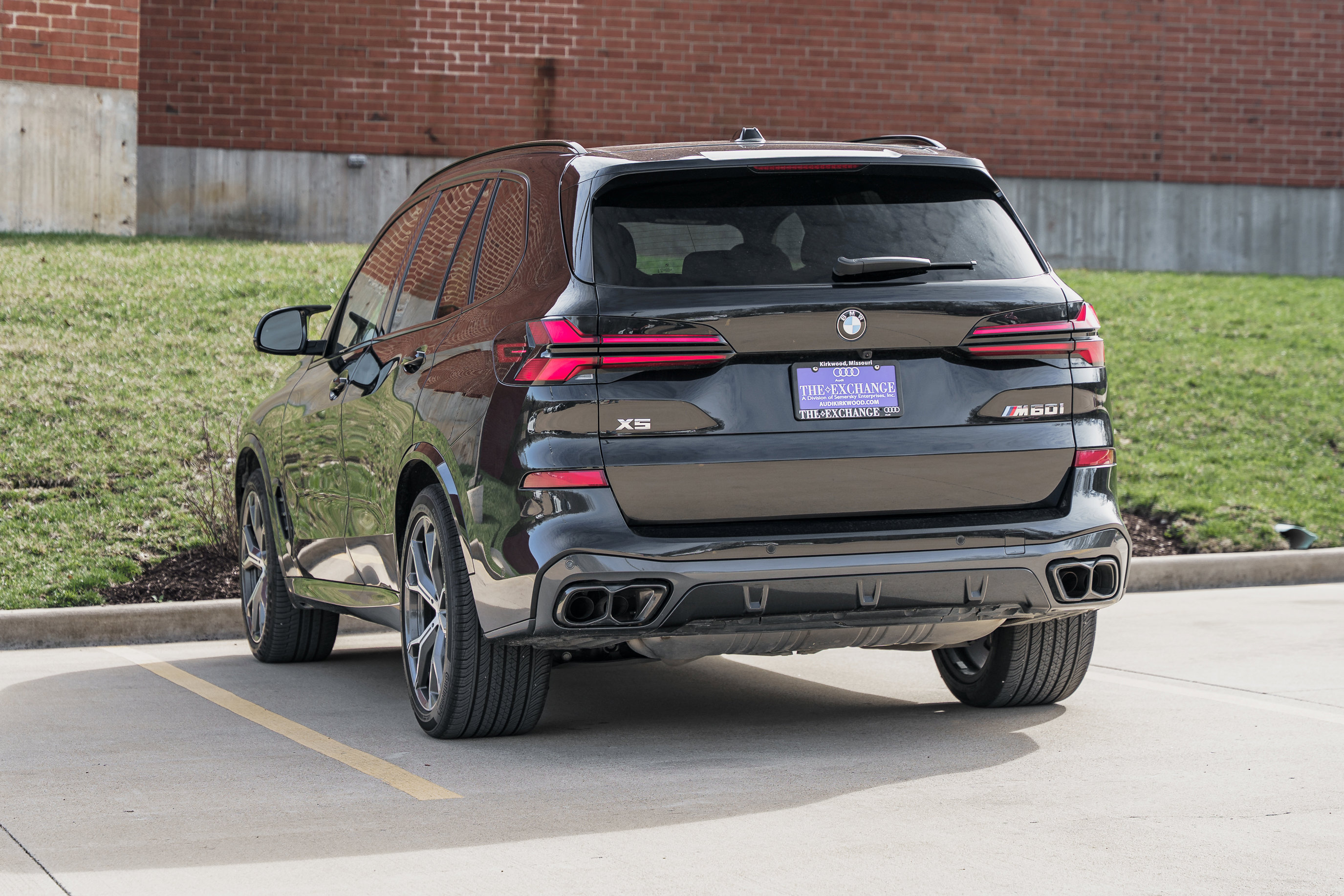 Used 2026 BMW X5 M60i image 5