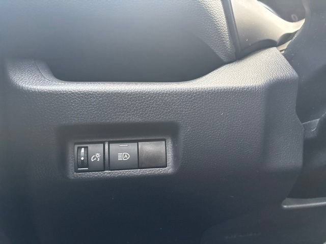 Used 2021 Toyota RAV4 XLE FWD image 15
