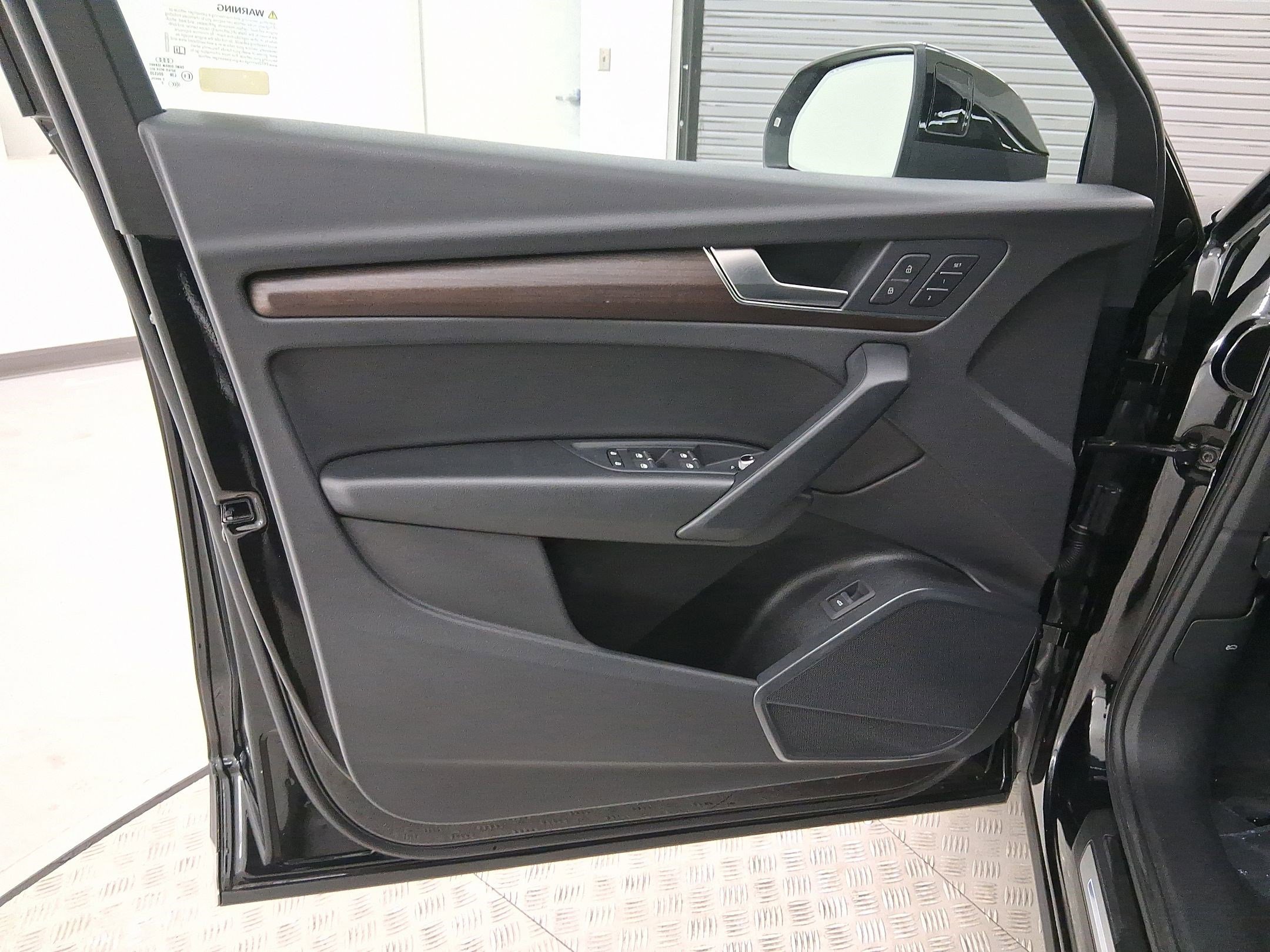 Used 2023 Audi Q5 2.0T Premium image 21