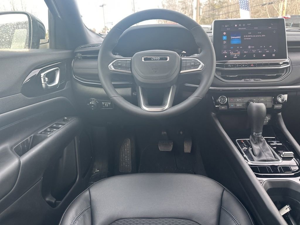 New 2026 Jeep Compass Latitude AWD/4WD image 18