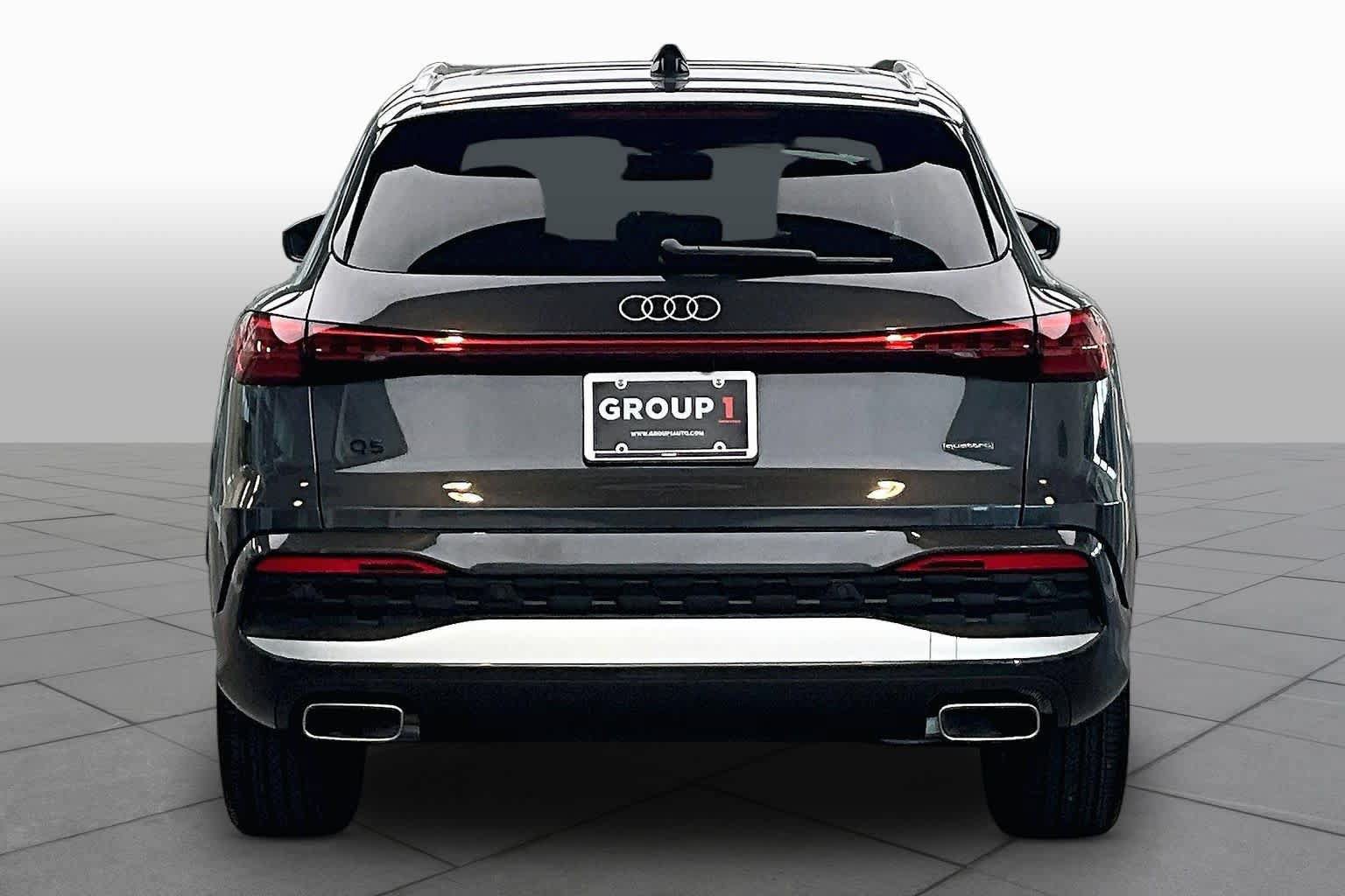 Certified 2025 Audi Q5 Premium w/ Convenience Package AWD/4WD image 4