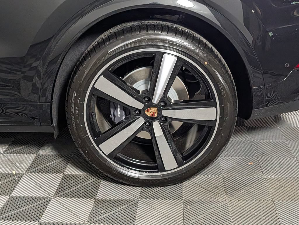 New 2026 Porsche Cayenne AWD/4WD image 12