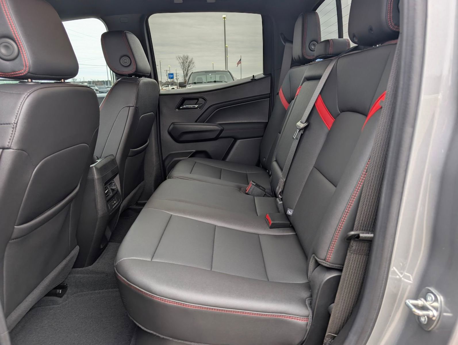 Certified 2023 Chevrolet Colorado Z71 w/ Z71 Convenience Package 2 image 29