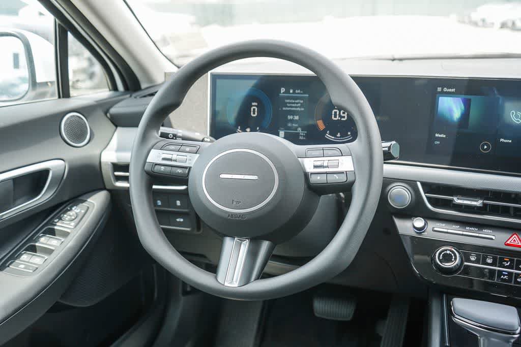 New 2026 Hyundai Sonata SE FWD image 14