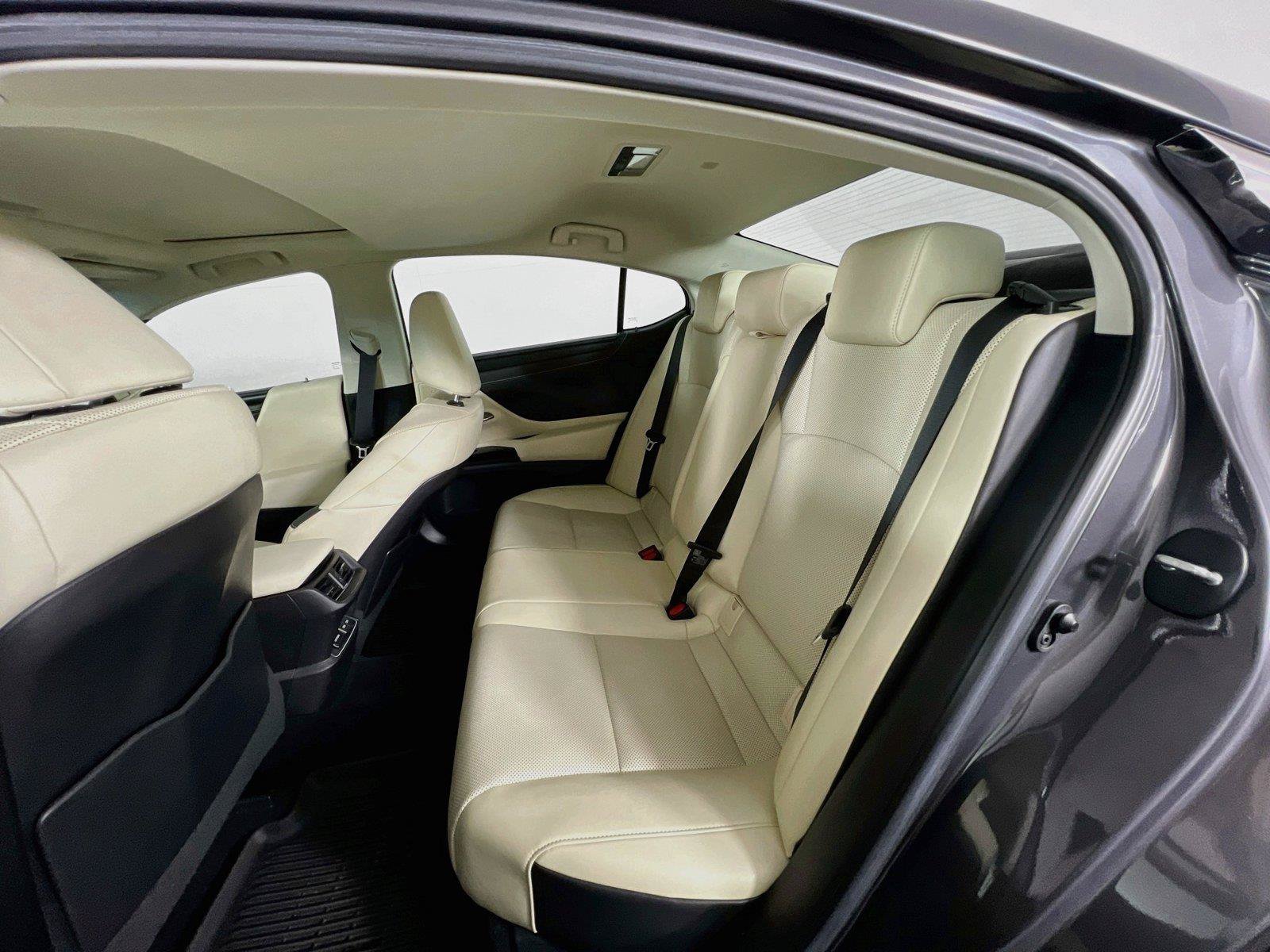 Used 2022 Lexus ES 350 w/ Premium Package FWD image 25
