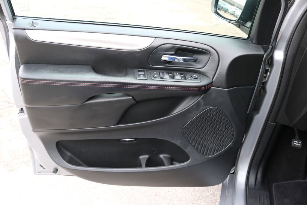 Used 2020 Dodge Grand Caravan GT image 10