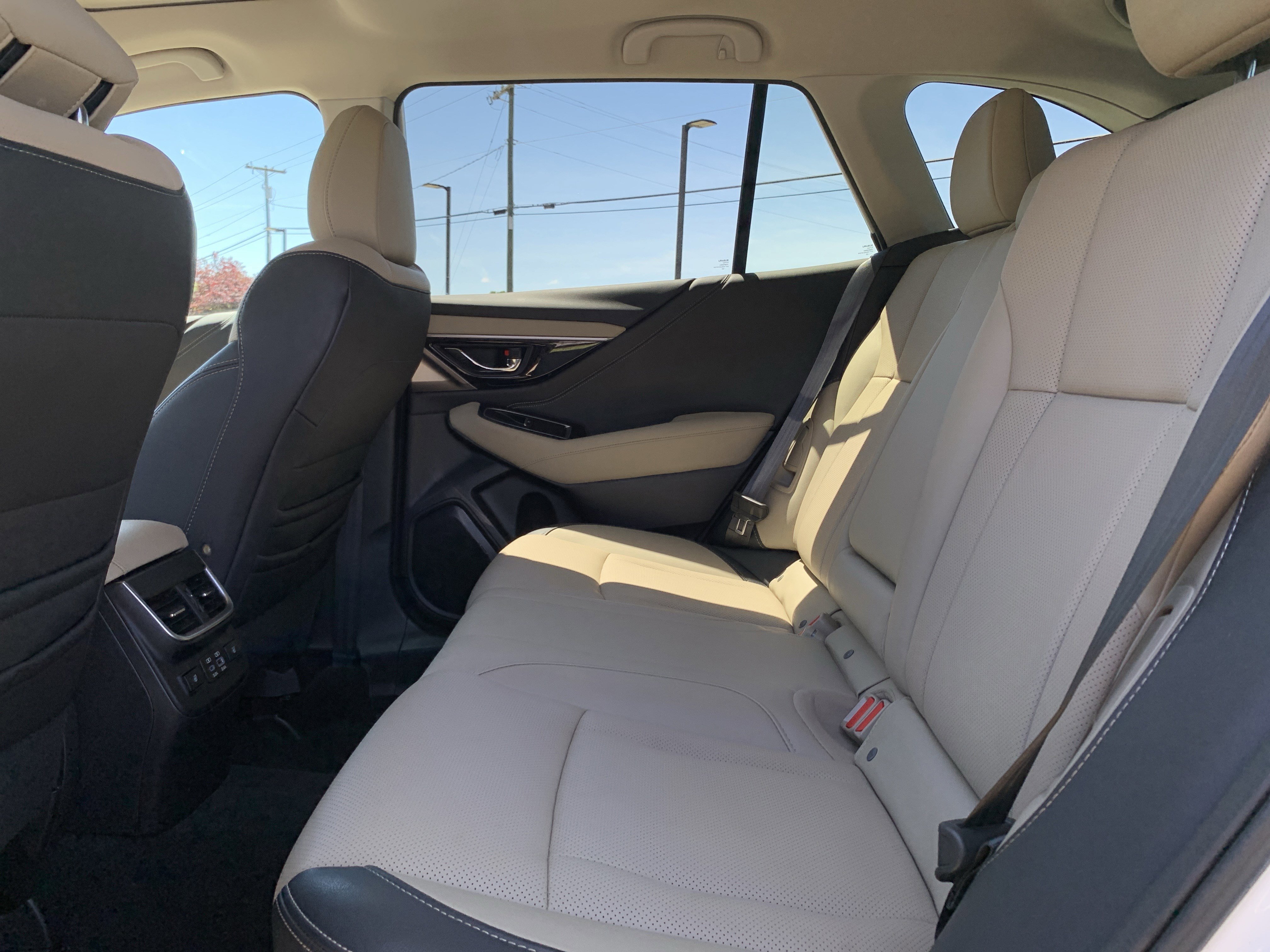 Used 2024 Subaru Outback Limited XT AWD/4WD image 32