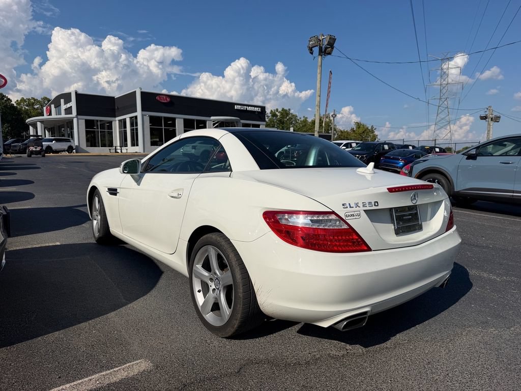 Used 2013 Mercedes-Benz SLK 250 image 5