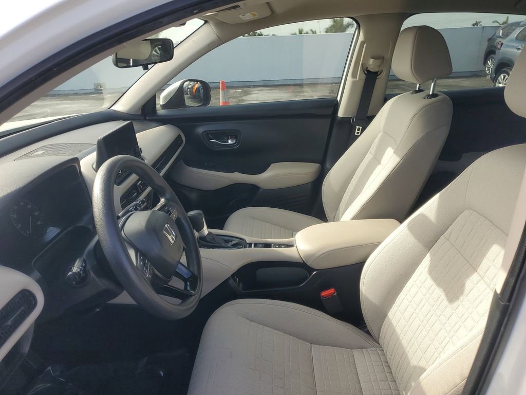 Used 2023 Honda HR-V LX image 14