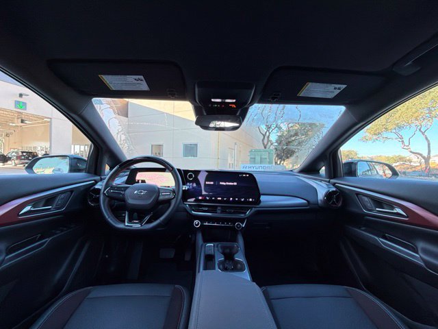 Used 2024 Chevrolet Equinox EV RS AWD/4WD image 11