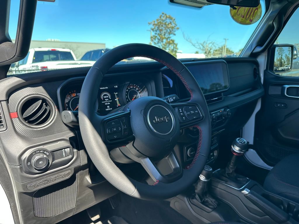 Used 2025 Jeep Wrangler Rubicon image 27
