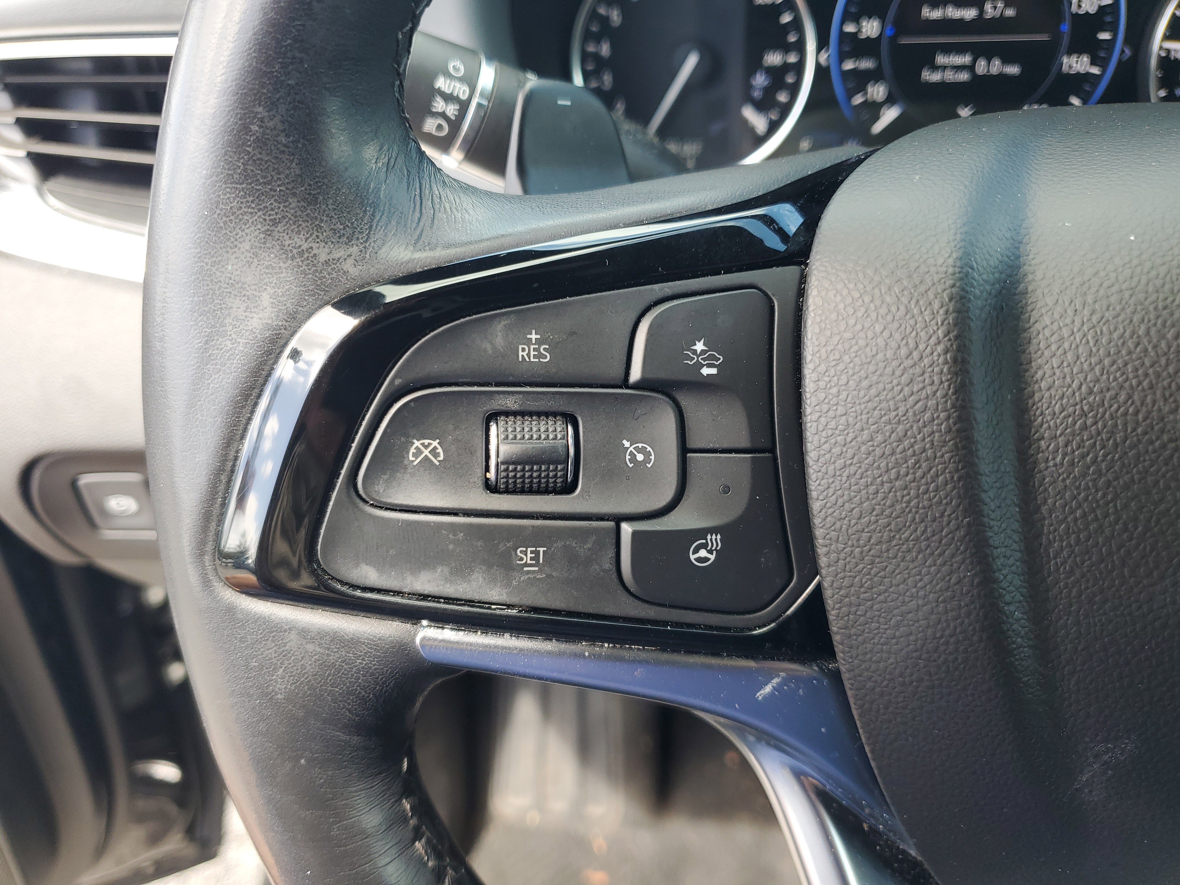 Used 2022 Buick Enclave Premium w/ Experience Buick Package FWD image 21