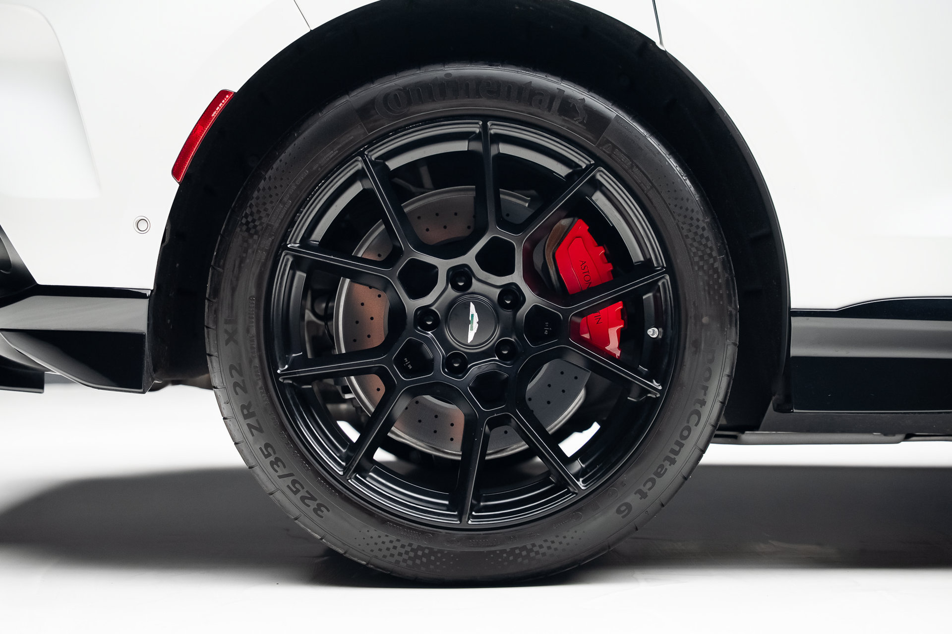 Used 2023 Aston Martin DBX 707 AWD/4WD image 37