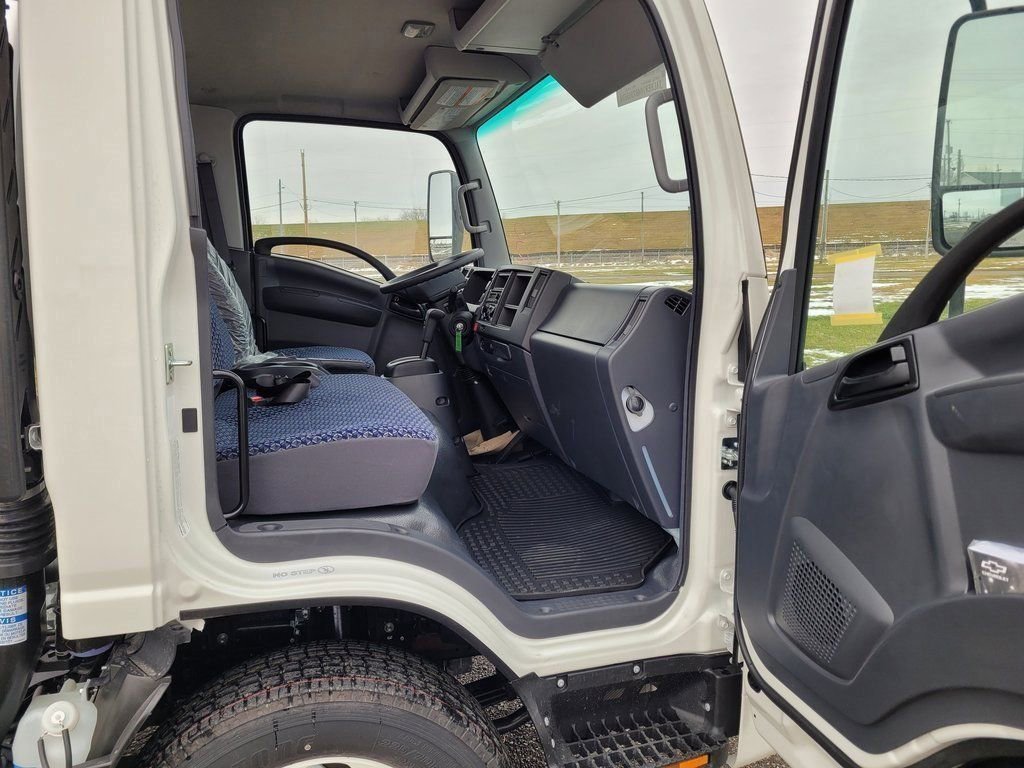 New 2025 Chevrolet Low Cab Forward 5500XG image 10
