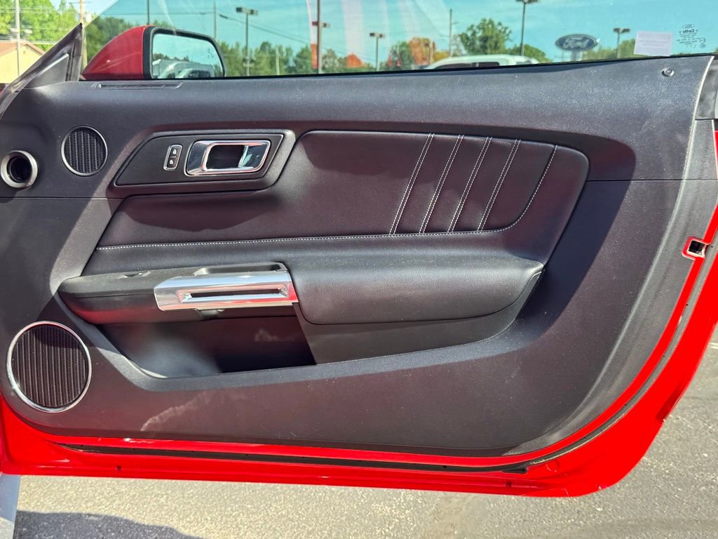 Used 2016 Ford Mustang GT Premium w/ Equipment Group 401A RWD image 12