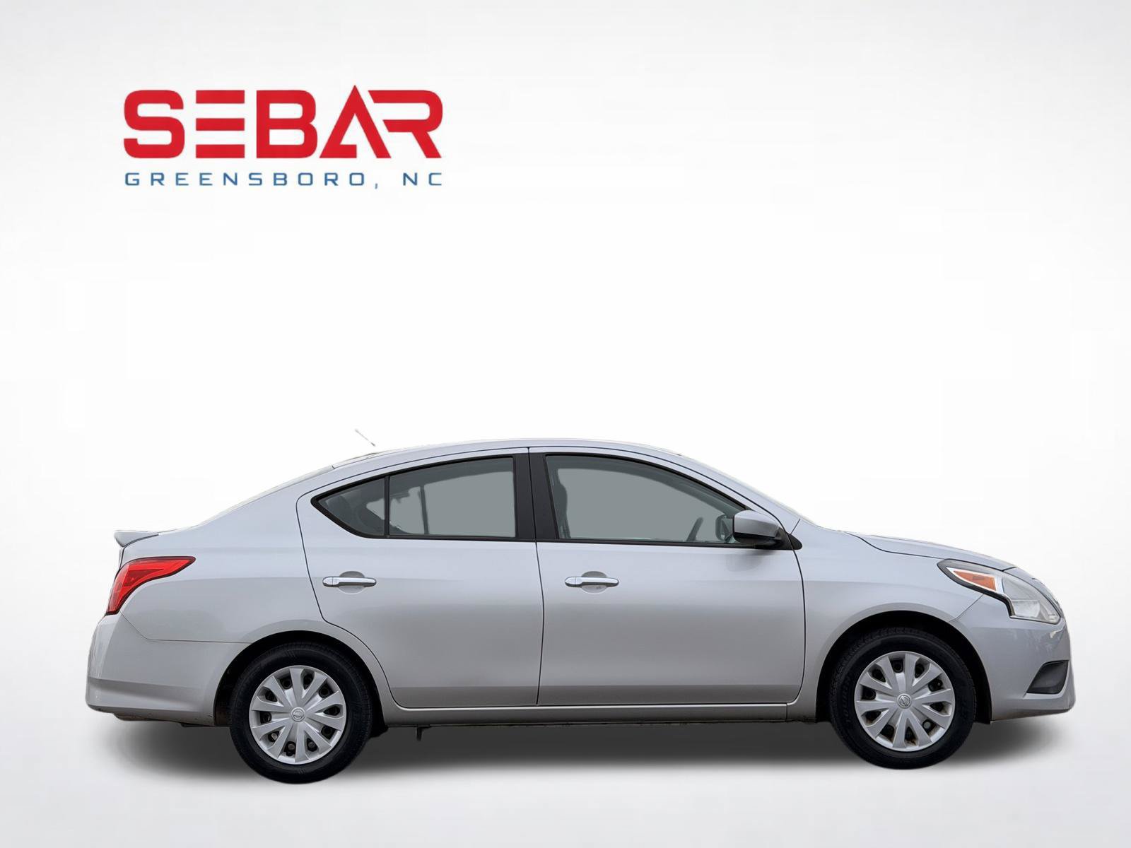 Used 2019 Nissan Versa SV FWD image 7