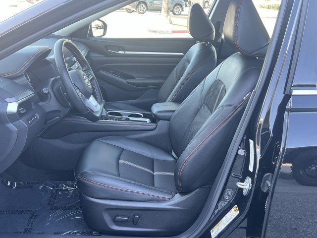 Used 2025 Nissan Altima 2.5 SR image 18