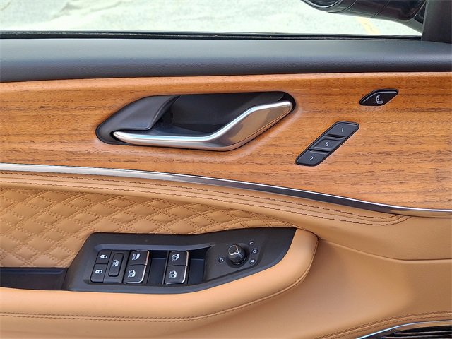 Certified 2025 Jeep Grand Cherokee Summit image 2