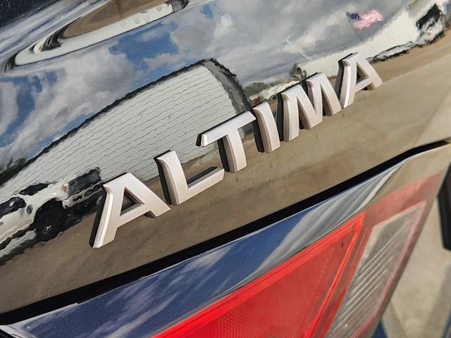 Used 2023 Nissan Altima 2.5 SR FWD image 12