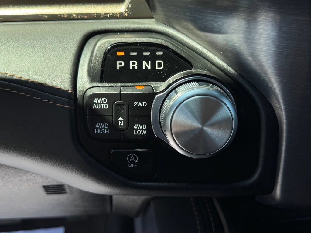Used 2019 RAM 1500 Limited w/ Body Color Bumper Group AWD/4WD image 28