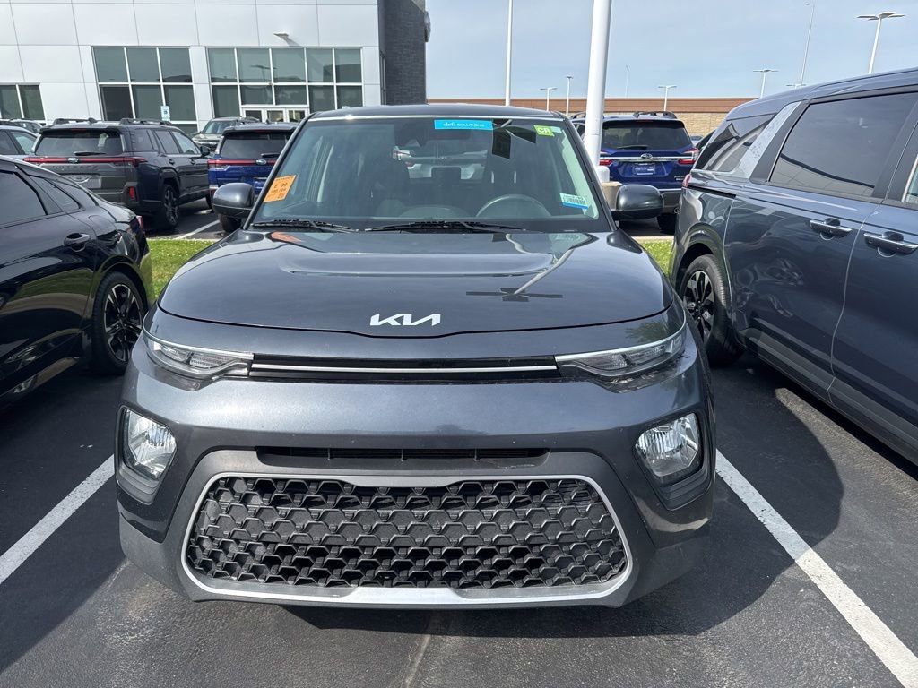Used 2022 Kia Soul LX w/ Technology Package FWD image 1