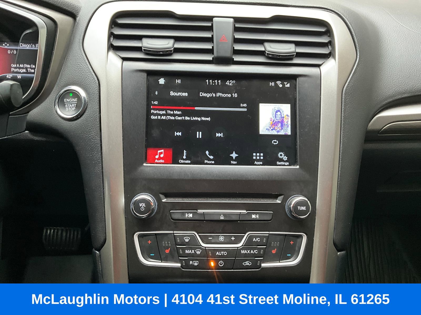 Used 2017 Ford Fusion SE w/ Fusion SE Technology Package AWD/4WD image 4