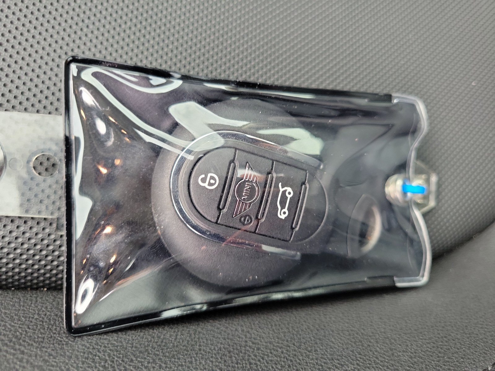 Used 2024 MINI Cooper SE FWD image 33