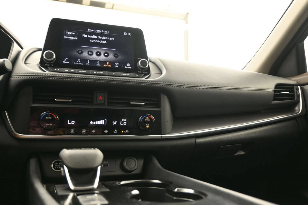 Certified 2023 Nissan Rogue SV FWD image 18