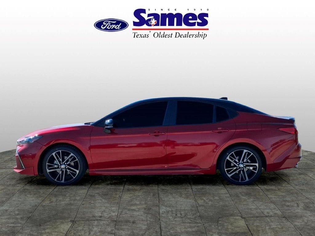 Used 2025 Toyota Camry XSE FWD image 6