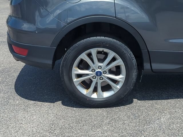 Used 2017 Ford Escape SE AWD/4WD image 31