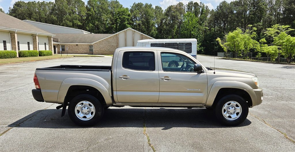 Used 2008 Toyota Tacoma PreRunner RWD image 9