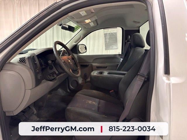 Used 2013 Chevrolet Silverado 1500 W/T RWD image 9