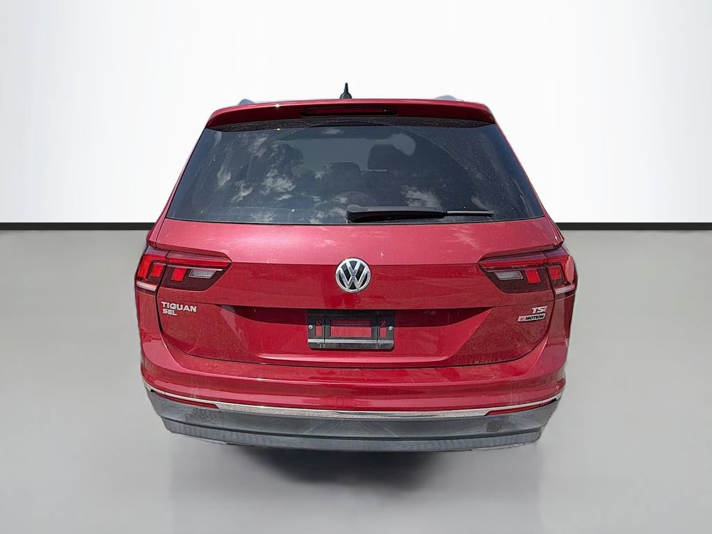 Used 2018 Volkswagen Tiguan SEL AWD/4WD image 7