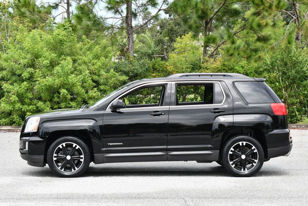 Used 2017 GMC Terrain SLT w/ Open Road Package image 3