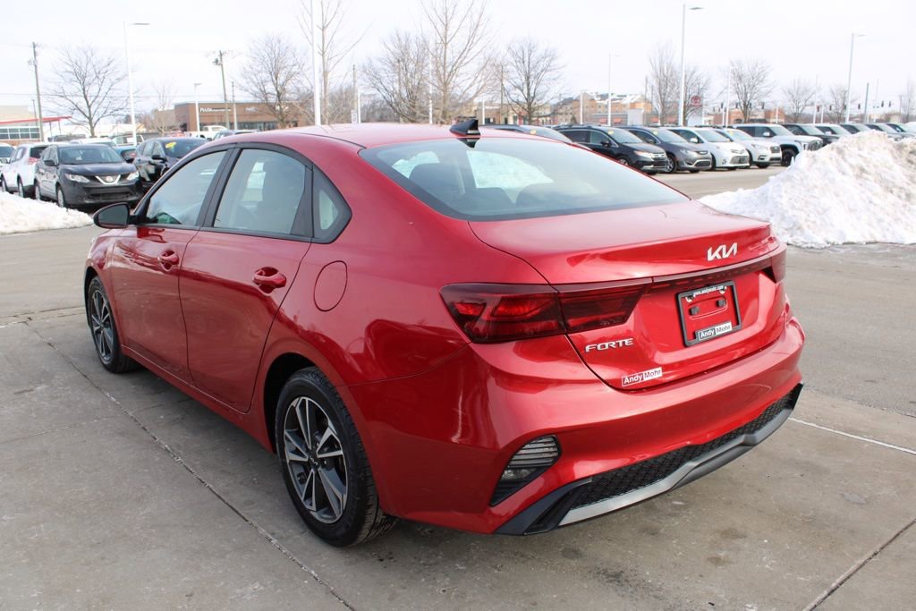 Used 2024 Kia Forte LXS image 5
