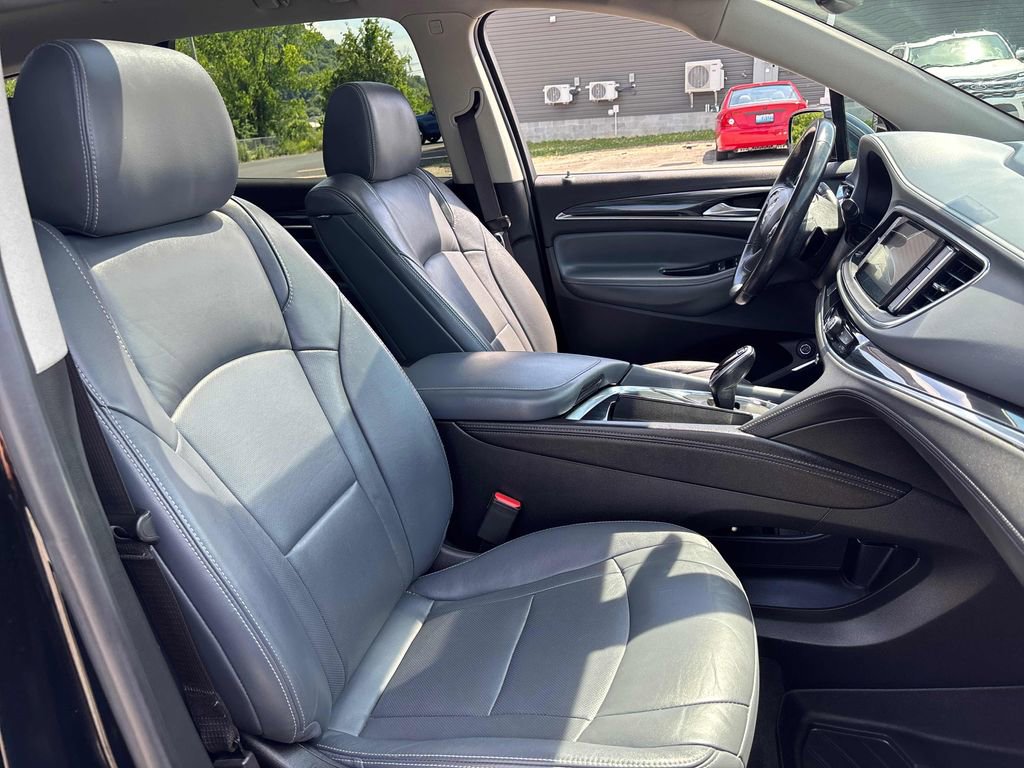 Used 2021 Buick Enclave Essence w/ Sport Touring Edition AWD/4WD image 35