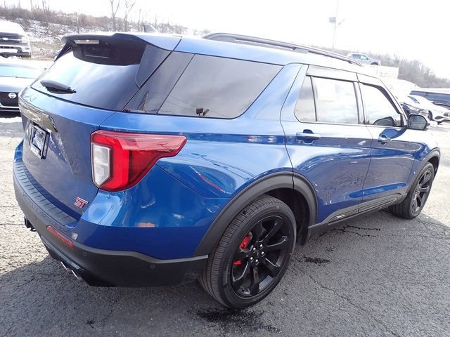Certified 2021 Ford Explorer ST w/ ST Street Pack image 11