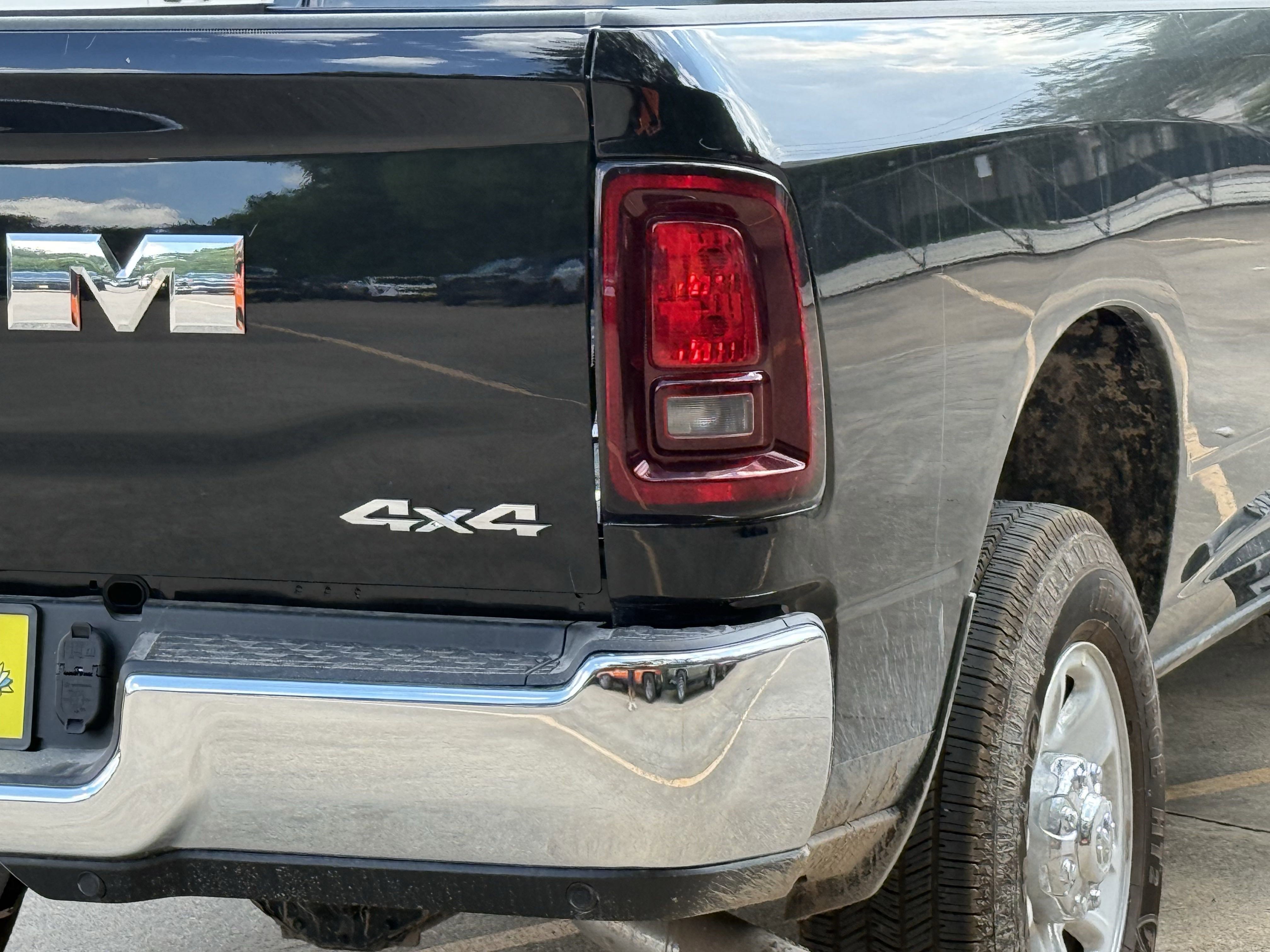 New 2026 RAM 3500 Tradesman image 10