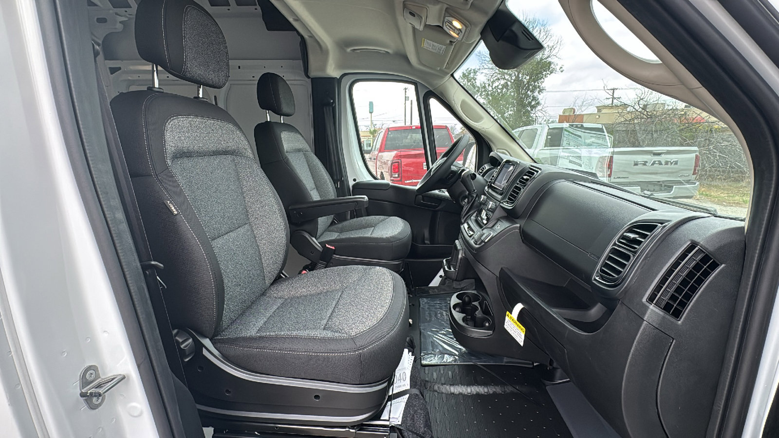 New 2026 RAM ProMaster 2500 image 26