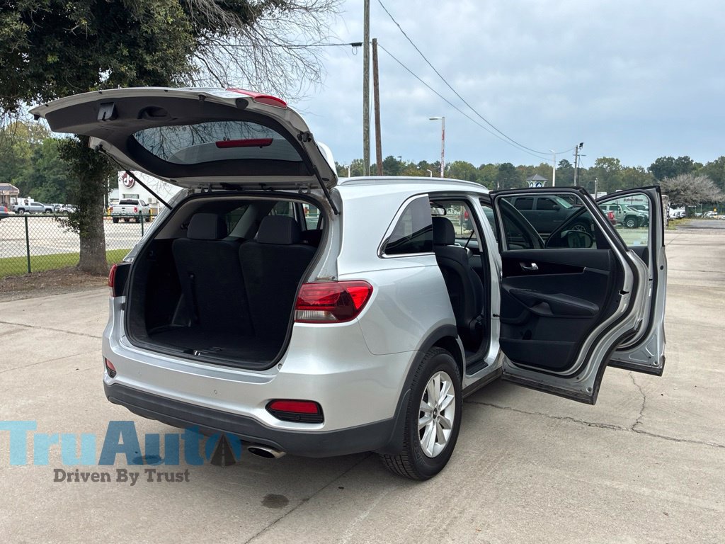Used 2019 Kia Sorento FWD w/ Option Group 020 image 17
