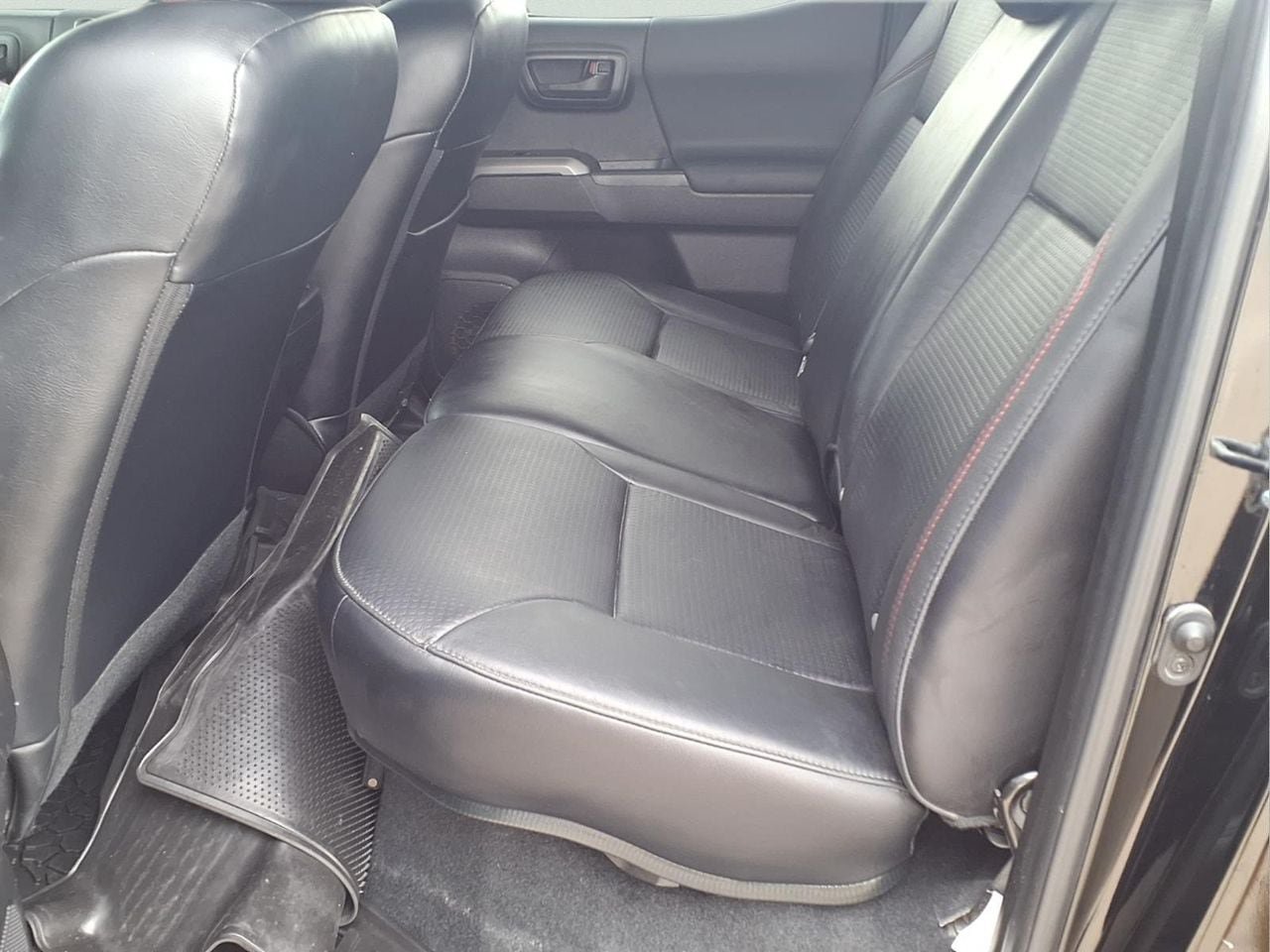 Used 2023 Toyota Tacoma TRD Pro AWD/4WD image 10